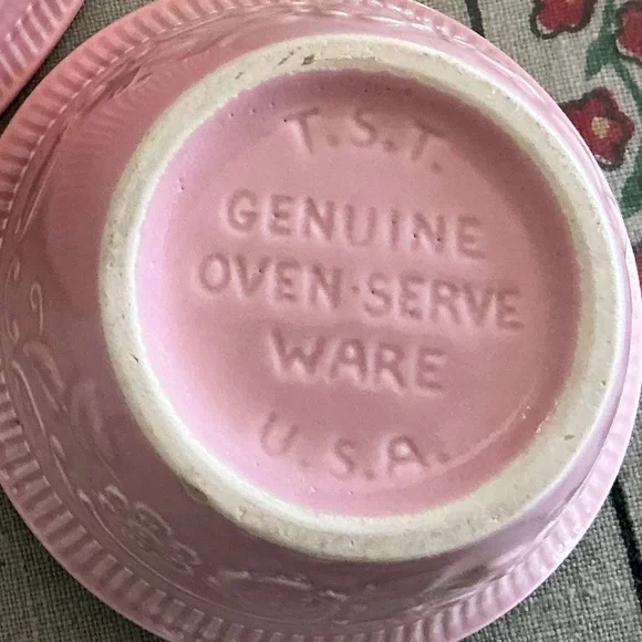 Vintage Taylor Smith Taylor TST Genuine Oven Serve Ware Pink Bowls USA Set of 2 - Picture 2 of 15